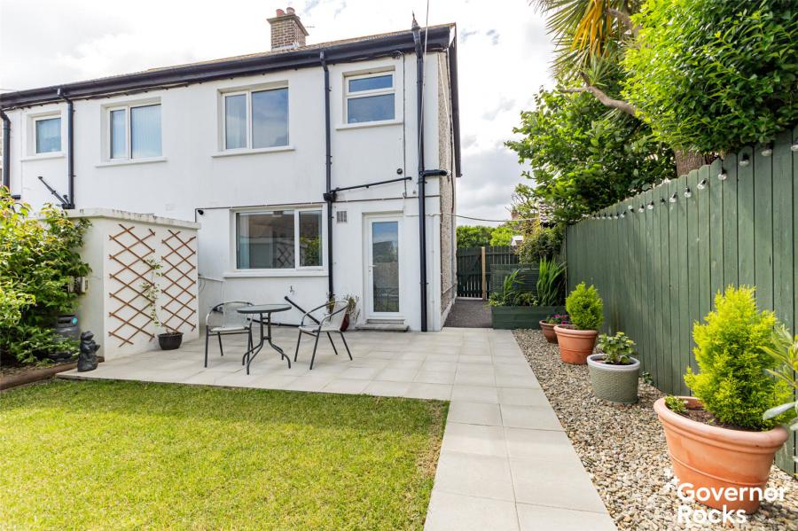 52 Chippendale Avenue