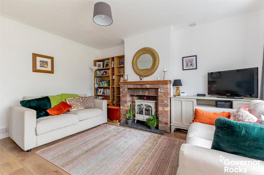 52 Chippendale Avenue