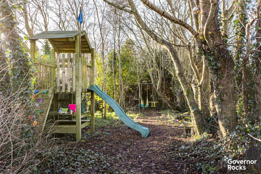 25 Ballyblack Road East