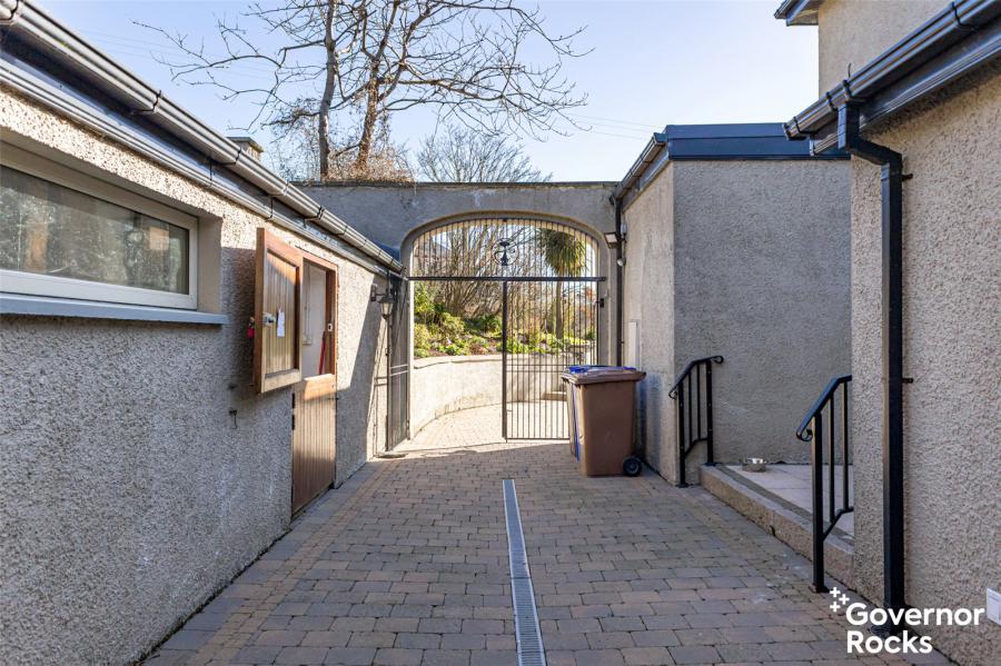 Briar Hill House, 3 Newtownards Road