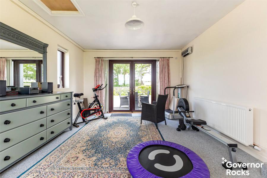 9 Ballyquintin Road