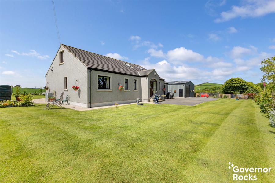 9 Ballyquintin Road