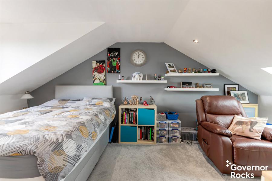 40 Towerview Crescent