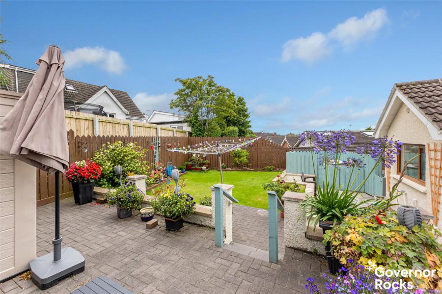 40 Towerview Crescent