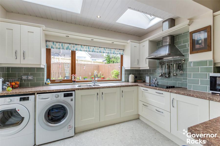 40 Towerview Crescent