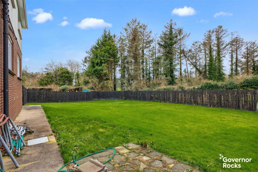 90 Thornleigh Gardens