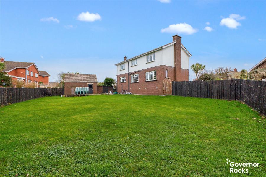 90 Thornleigh Gardens