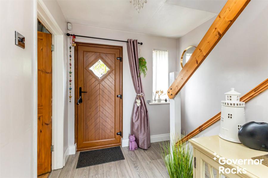 7 Ashbury Road