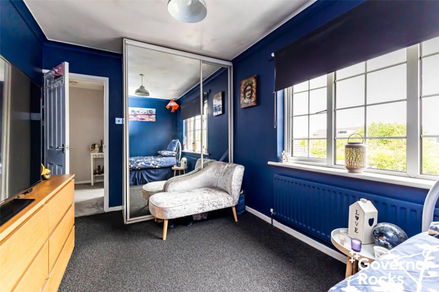 7 Ashbury Road