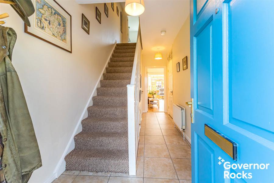 17 Manor Farm Crescent