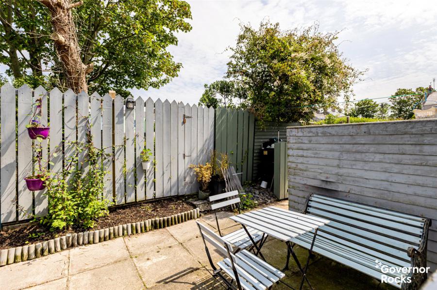 18 Meadowbank Avenue