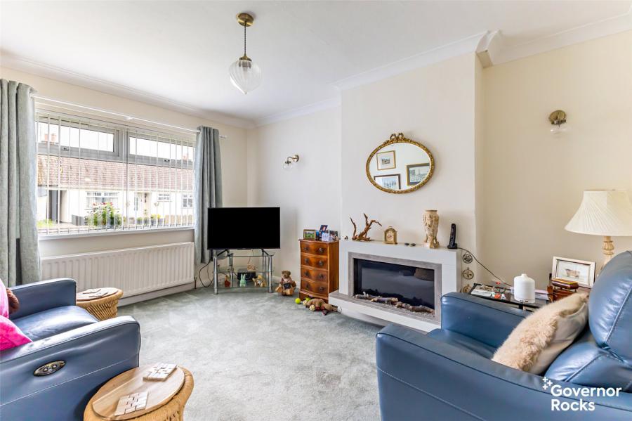 19 Springwell Gardens