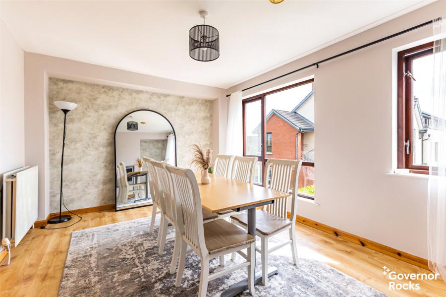 87 Shaftesbury Road