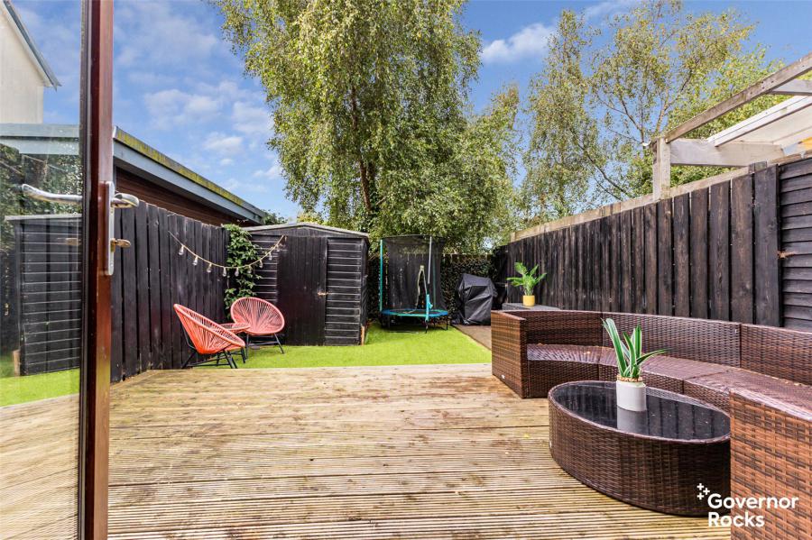 87 Shaftesbury Road