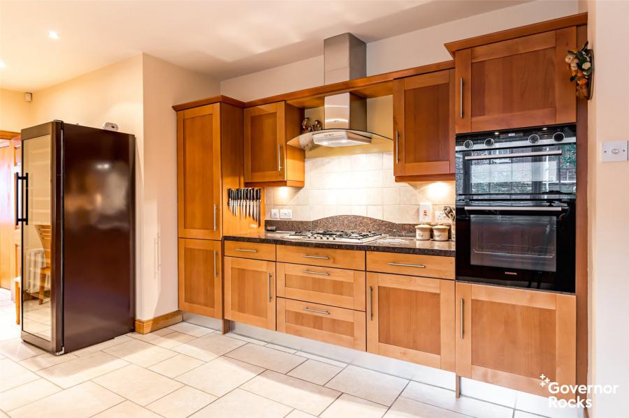 44 Ballycrochan Avenue