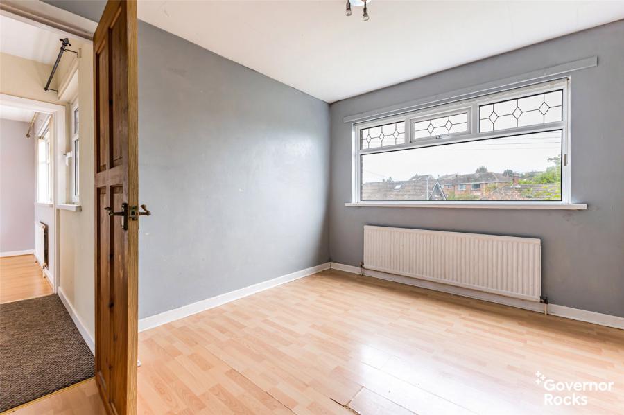 27 Towerview Crescent