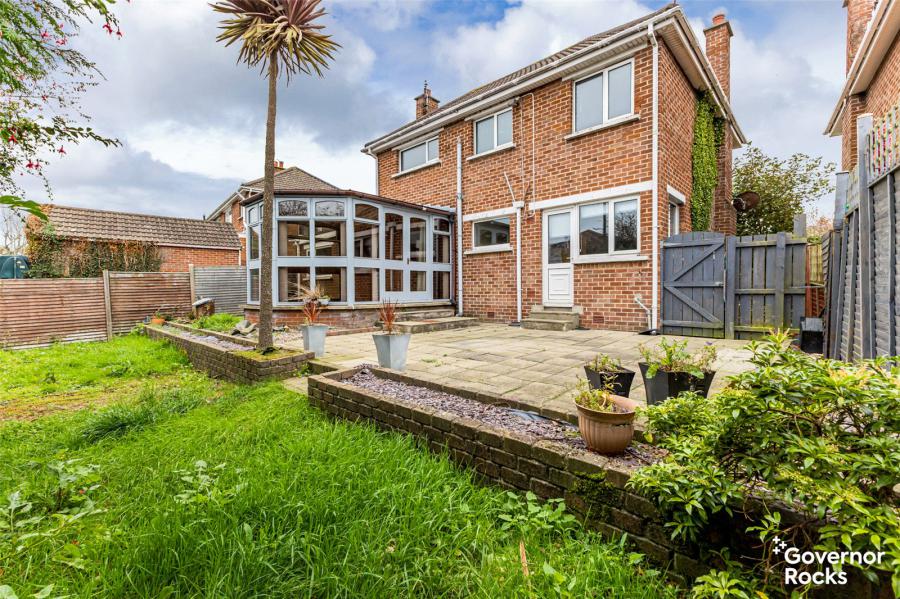 27 Towerview Crescent