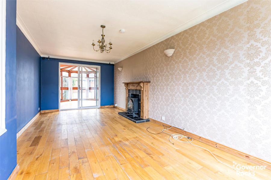 27 Towerview Crescent