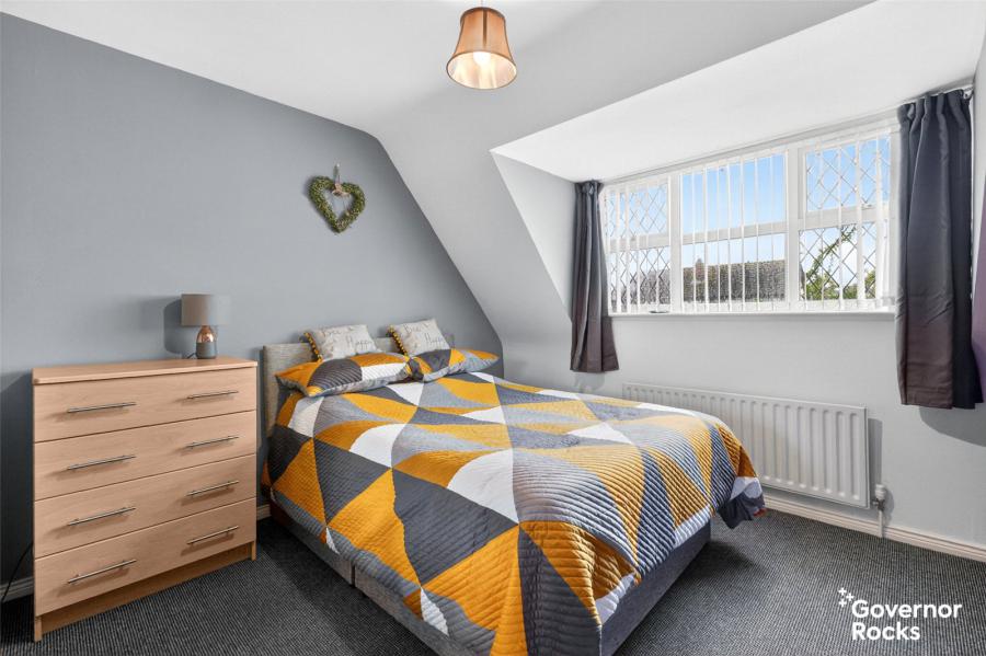 106 Towerview Crescent