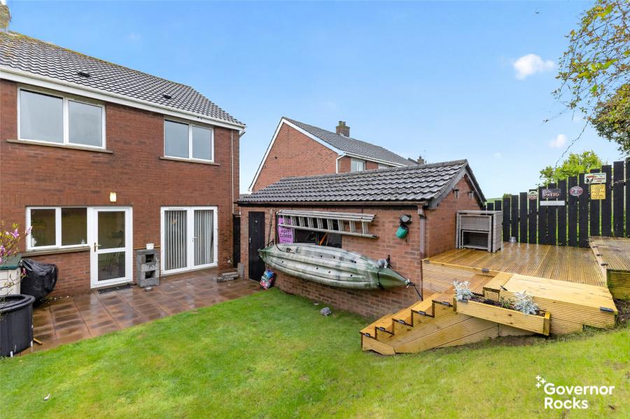 106 Towerview Crescent