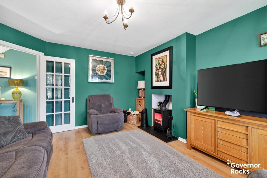 106 Towerview Crescent