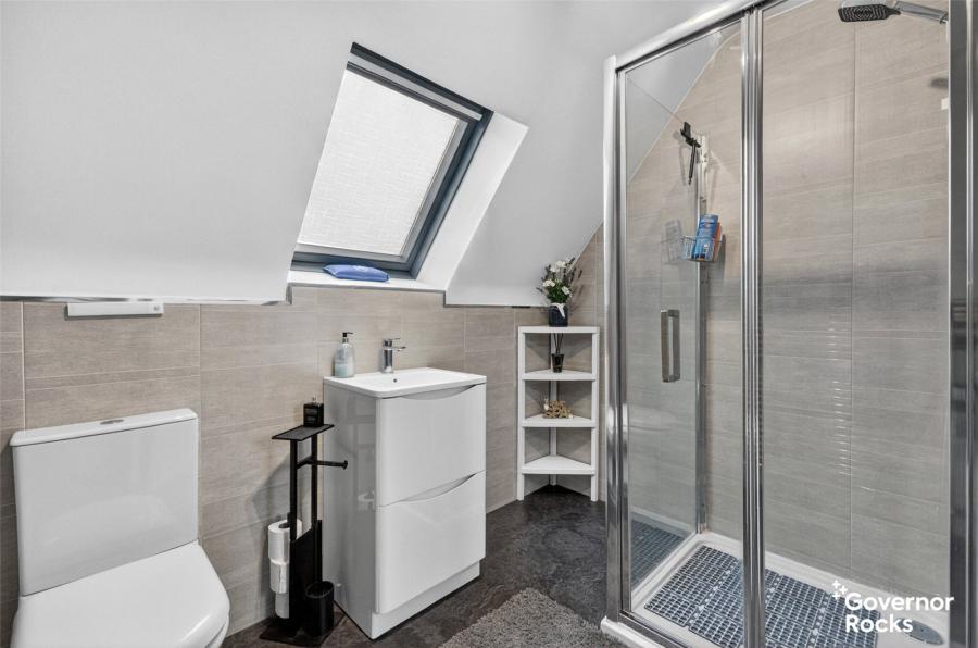 106 Towerview Crescent