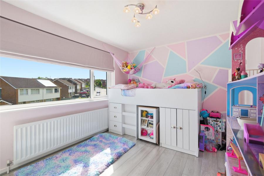 4 Alexandra Gardens