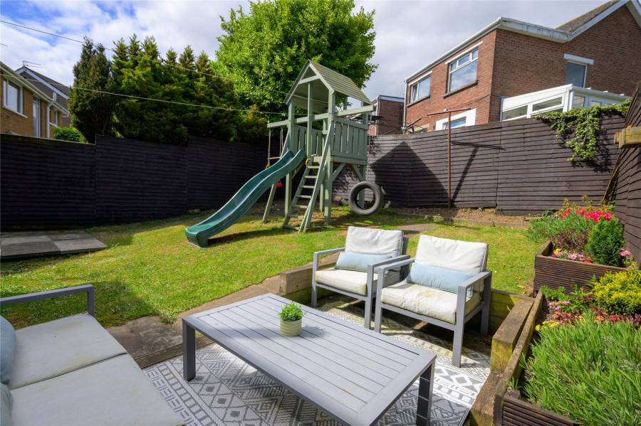 4 Alexandra Gardens