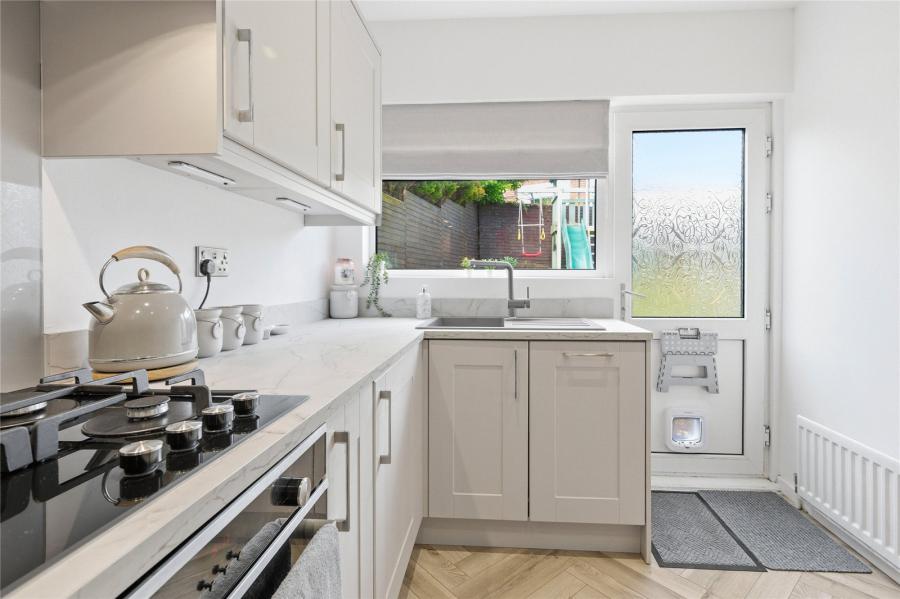 4 Alexandra Gardens