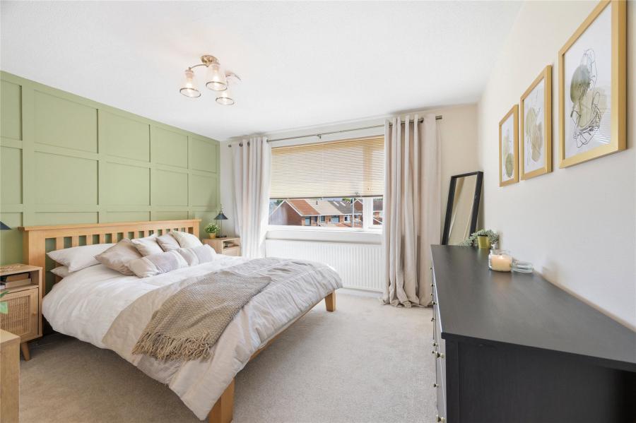 4 Alexandra Gardens