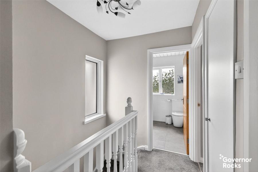 86 Moat Street