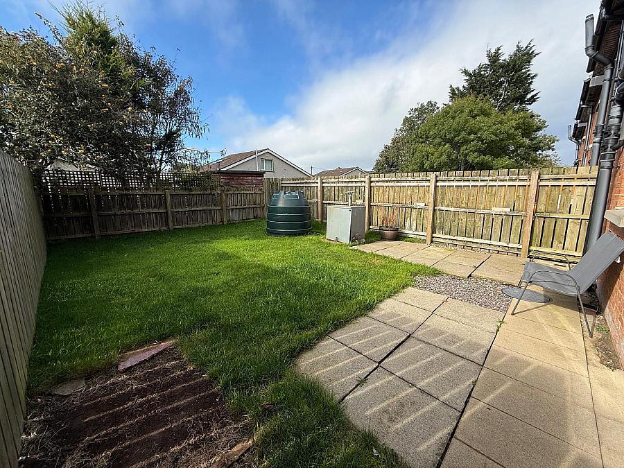 11 Galvally Ave