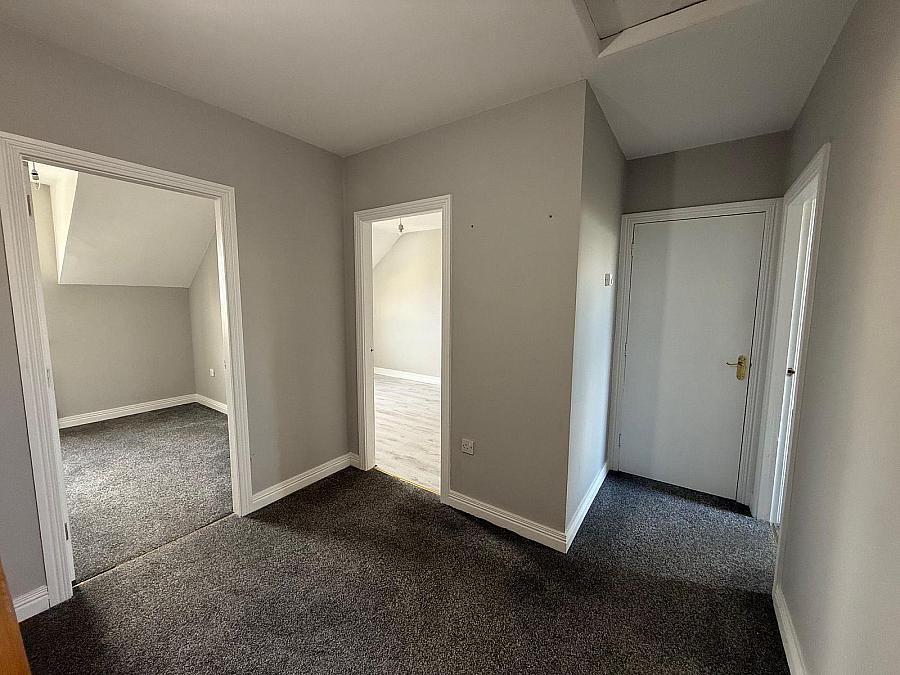 11 Galvally Ave