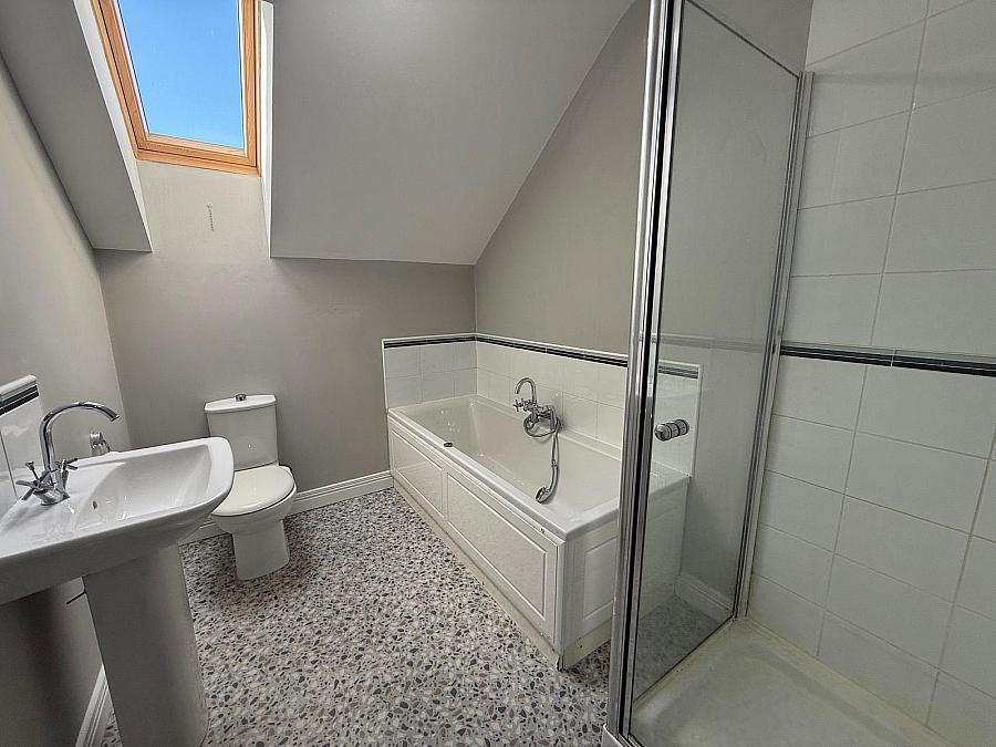 11 Galvally Ave