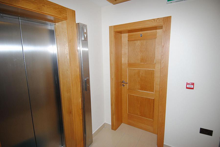 Apt 8 Barview House
