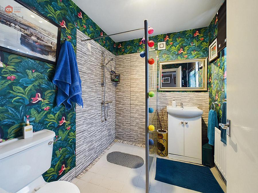 11 Flowerfield Road