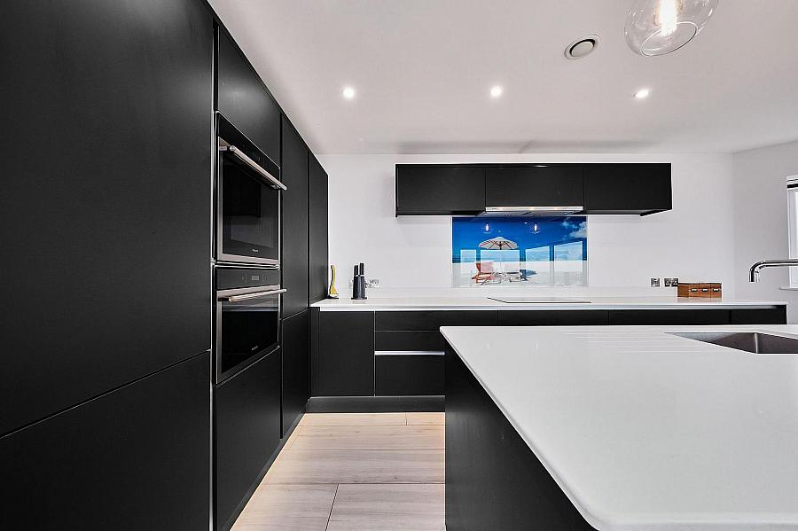 12 Dunluce View