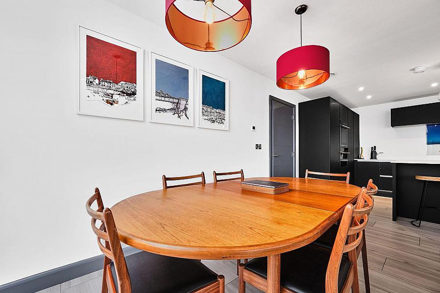 12 Dunluce View