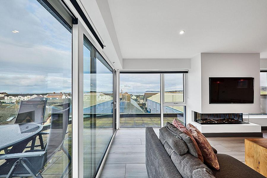 12 Dunluce View