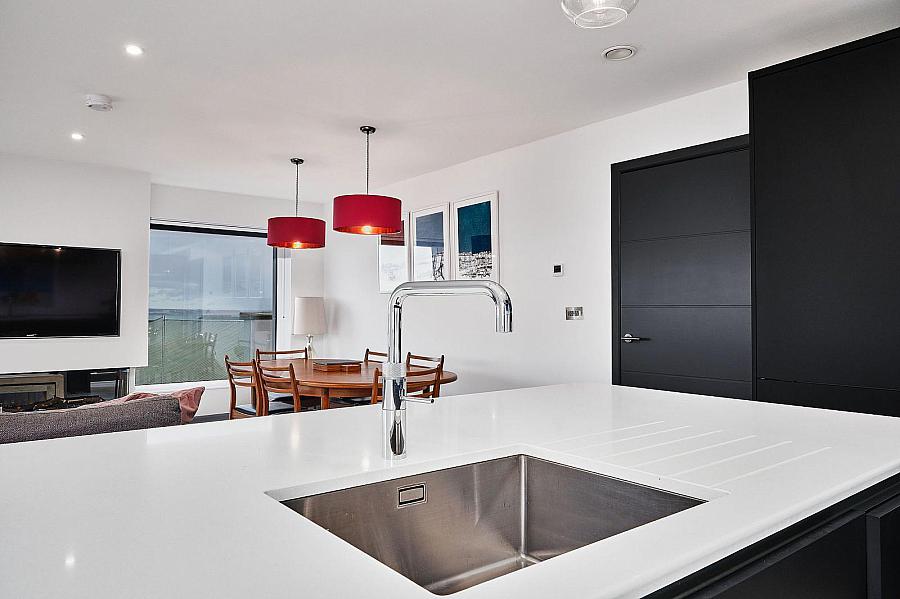 12 Dunluce View