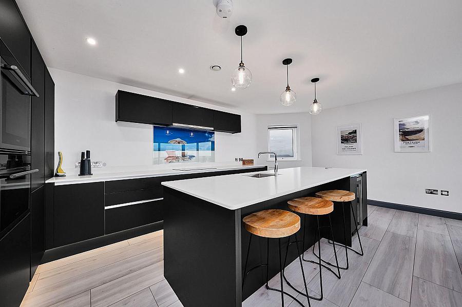 12 Dunluce View