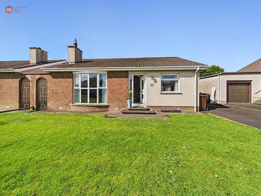 13 Bayhead Park
