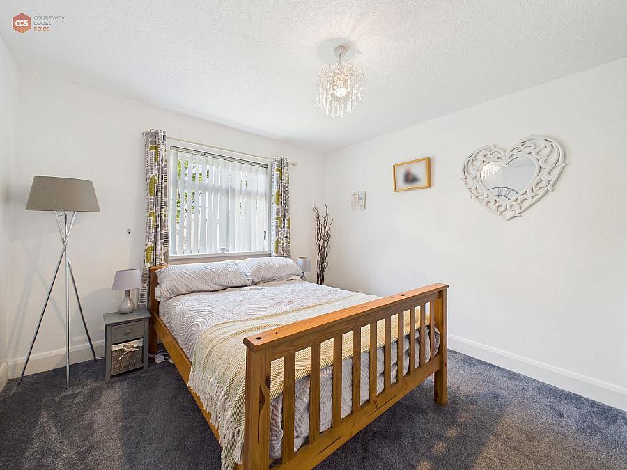 13 Bayhead Park
