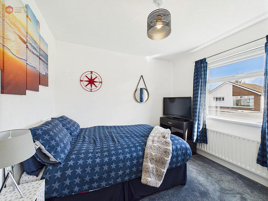 13 Bayhead Park