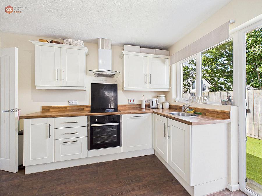 13 Bayhead Park