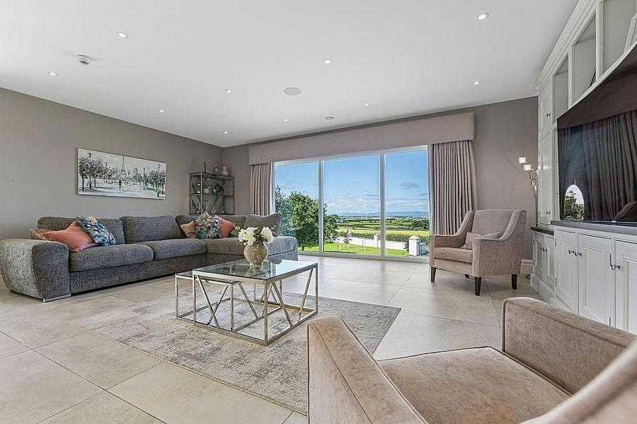 7 Ballymacrea Road