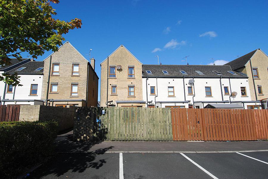 14 Galvally Road