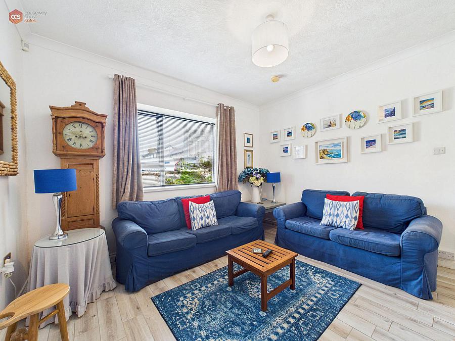 1 Upper Heathmount