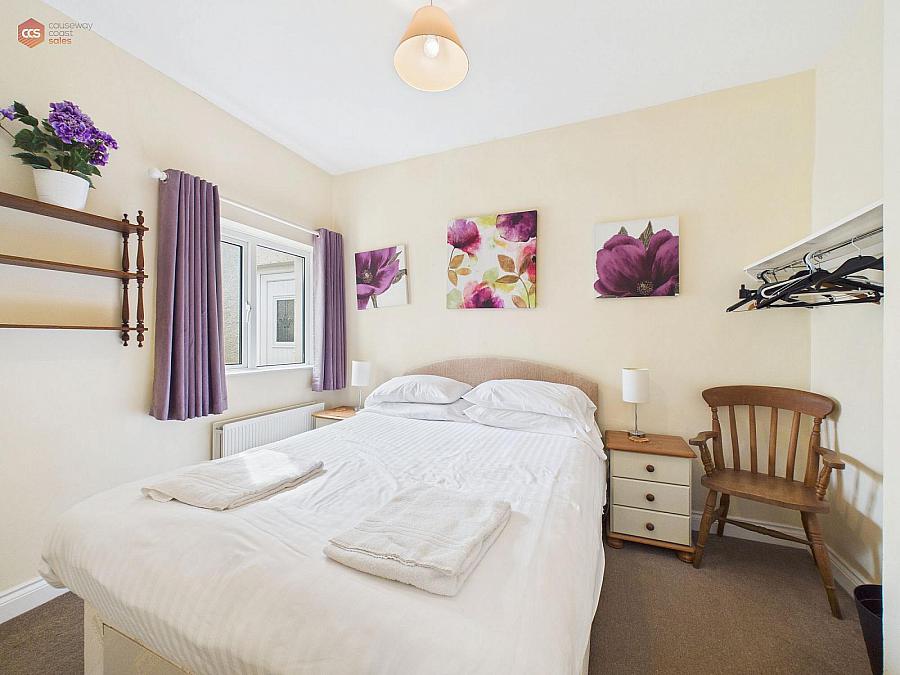 1 Upper Heathmount
