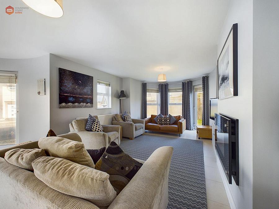 131 West Strand Avenue